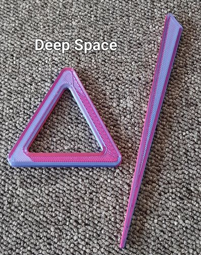 TN-Dreieck-Deep Space